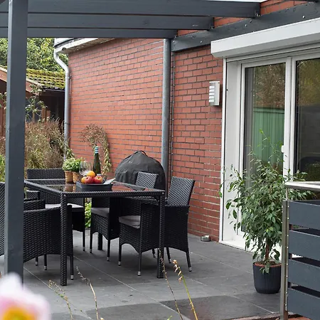 Fewo Cessna, Elegante Wohnung, 2 Schlafzimmer, Ueberdachte Terrasse Cloppenburg Extérieur photo