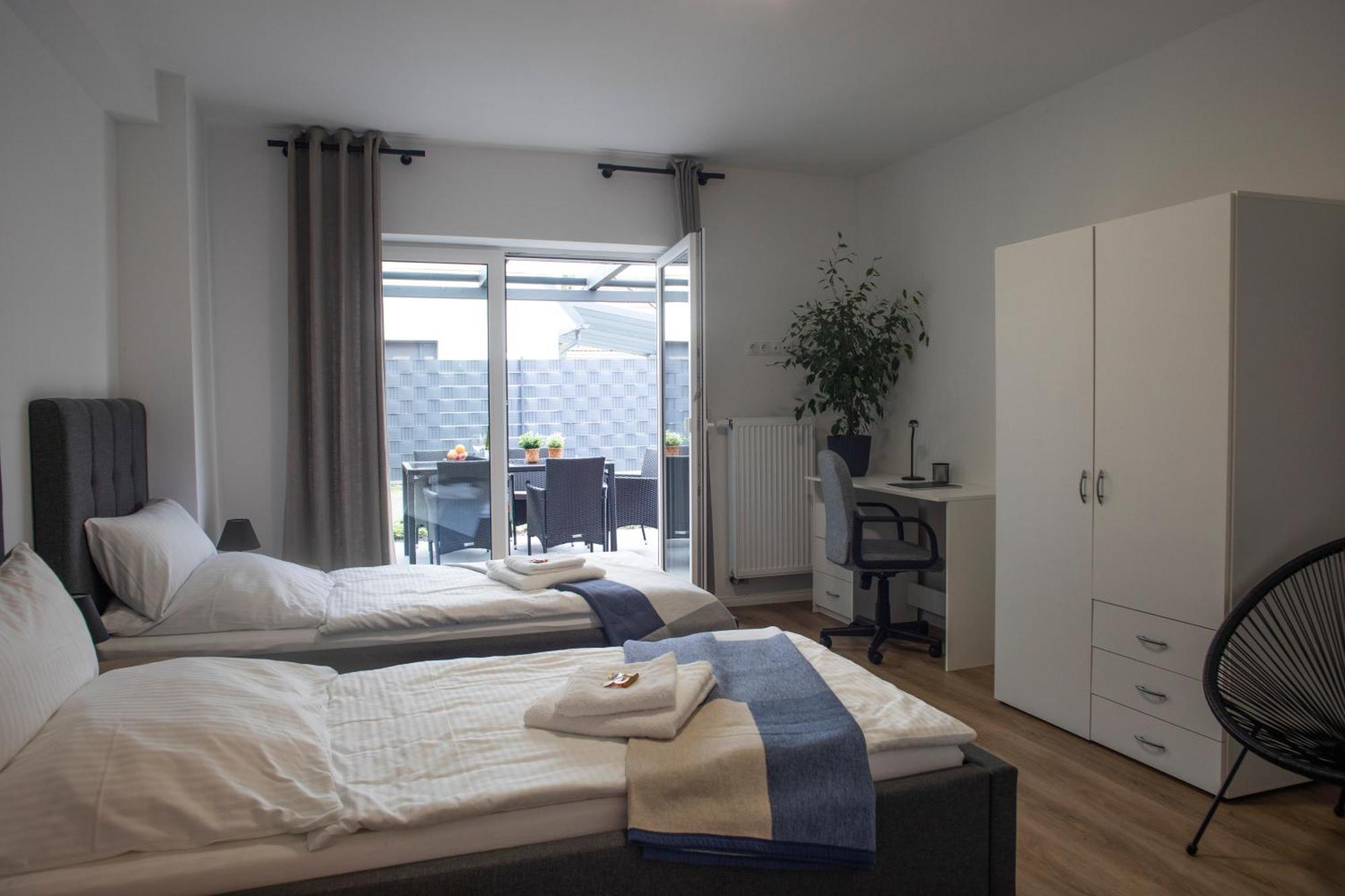 Apartment Cessna, Elegante Wohnung, 2 Schlafzimmer, Ueberdachte Terrasse *