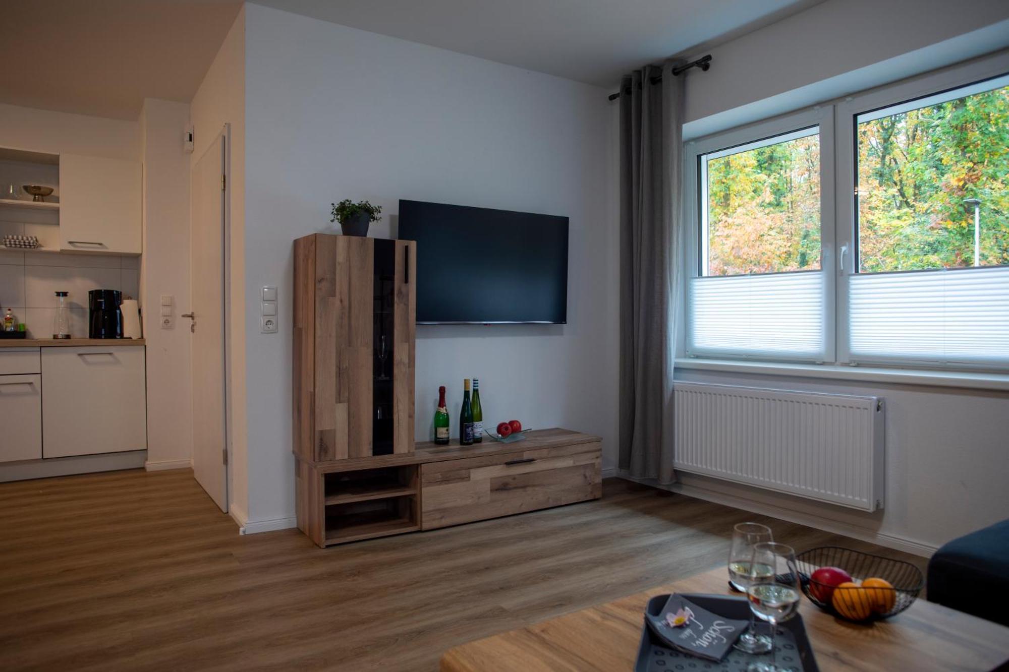 Cessna, Elegante Wohnung, 2 Schlafzimmer, Ueberdachte Terrasse *