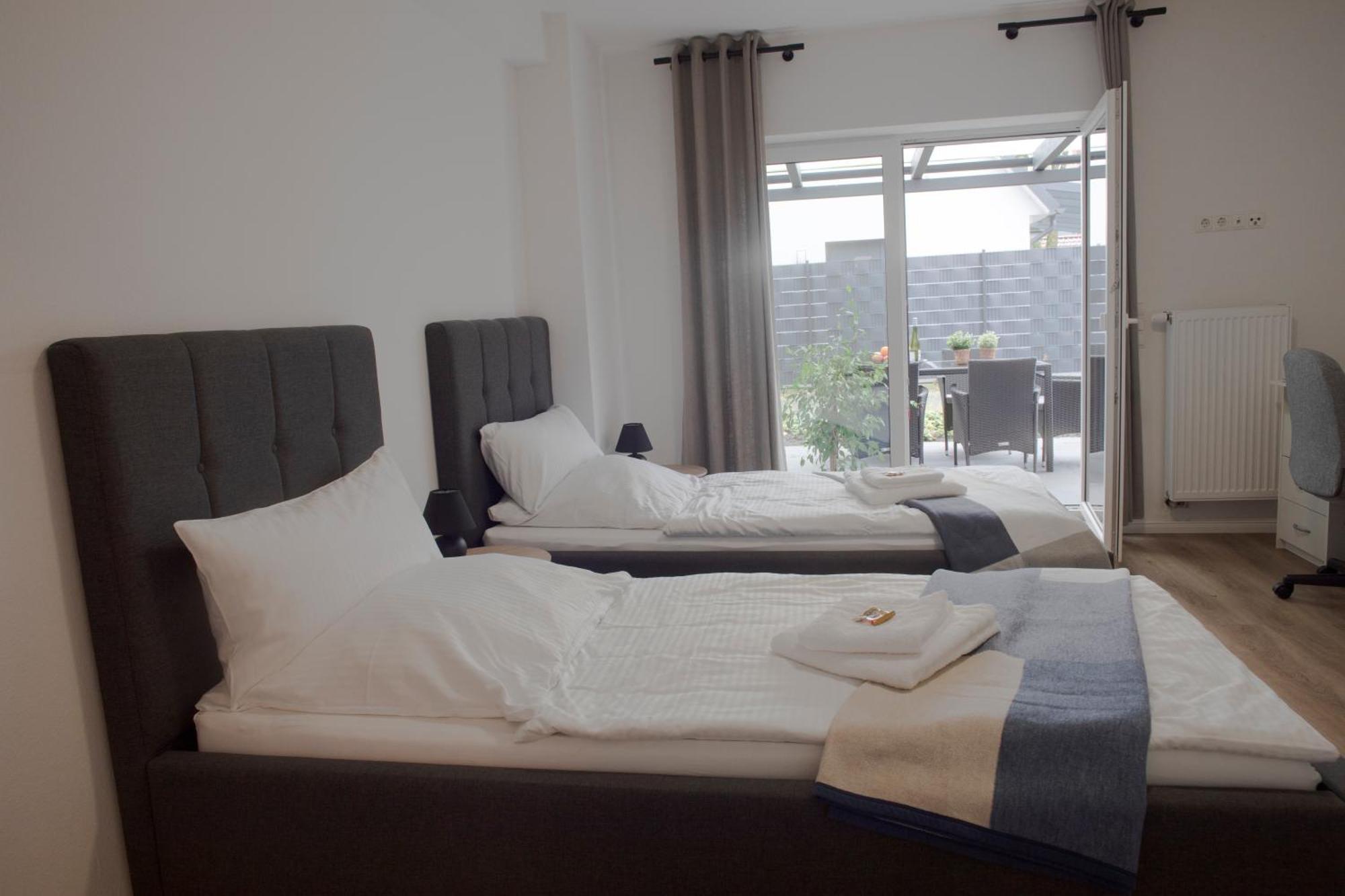 Cessna, Elegante Wohnung, 2 Schlafzimmer, Ueberdachte Terrasse Cloppenburg