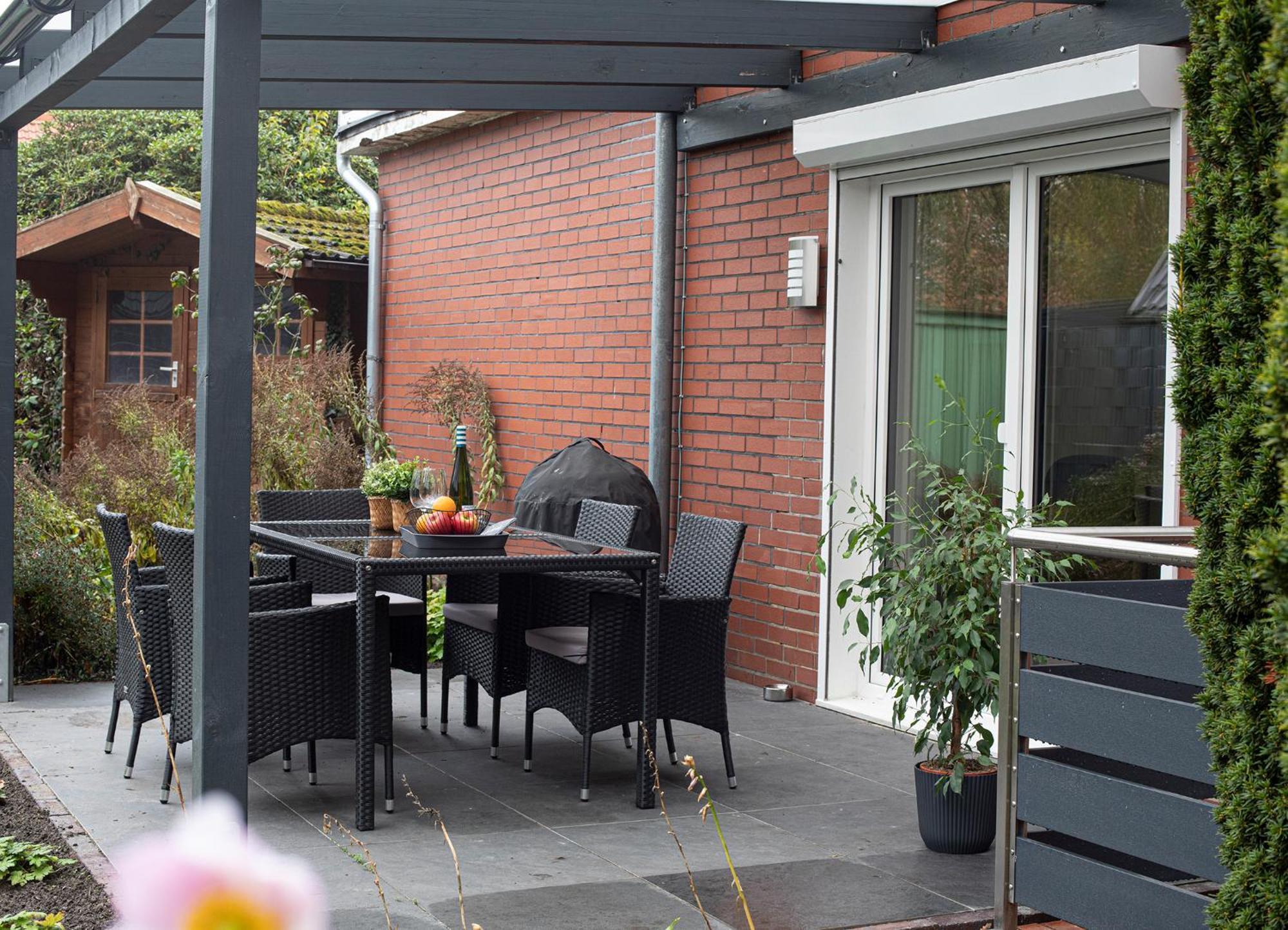 Cessna, Elegante Wohnung, 2 Schlafzimmer, Ueberdachte Terrasse Apartment